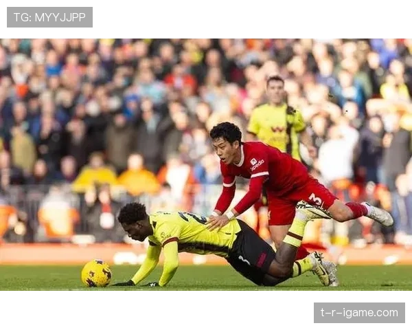 利物浦强势击败伯恩利，巩固英超争冠席位