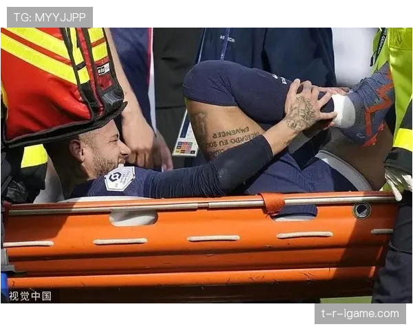 内马尔伤情好转，预计下月全面复出