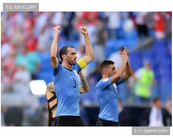 乌拉圭队中场控制力显著提升,引领球队在国际赛场表现稳健 乌拉圭队中场控制力显著提升,引领球队在国际赛场表现稳健